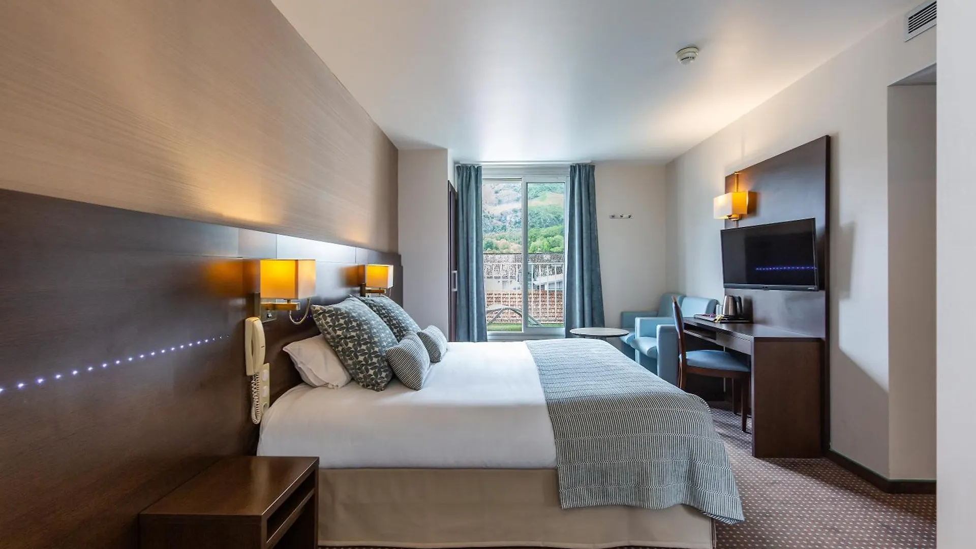 Helgon Hotel - Lourdes Pyrenees