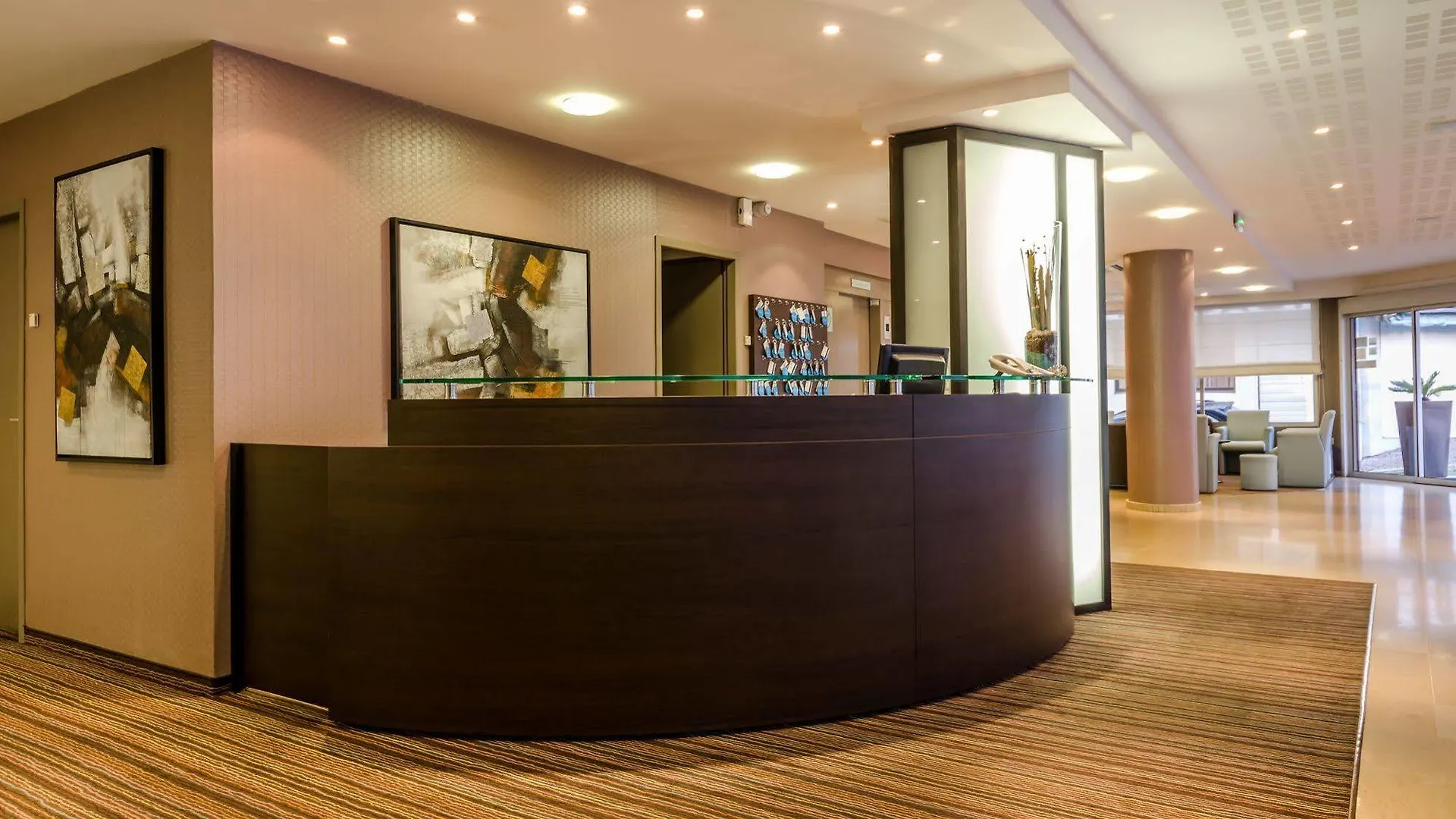 Helgon Hotel - Lourdes Pyrenees France